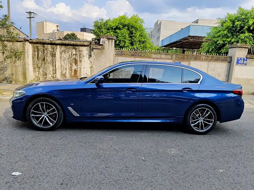 BMW 5 Series 2021 525Li M Sports Package купить на сайте DeffCars