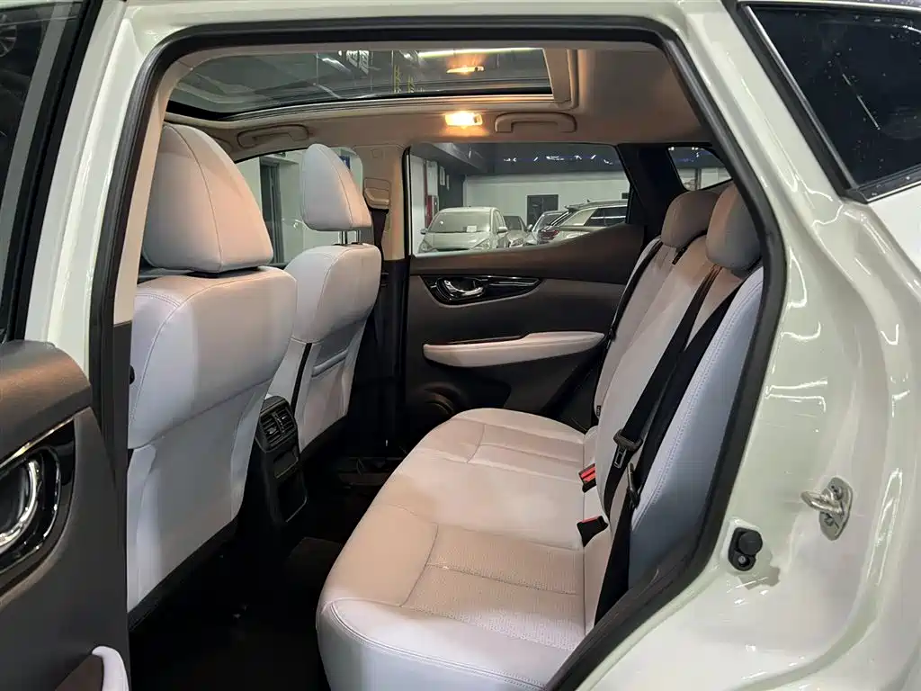 Qashqai 2025 Honor 2.0L CVT XV+ Leading Edition купить на сайте DeffCars