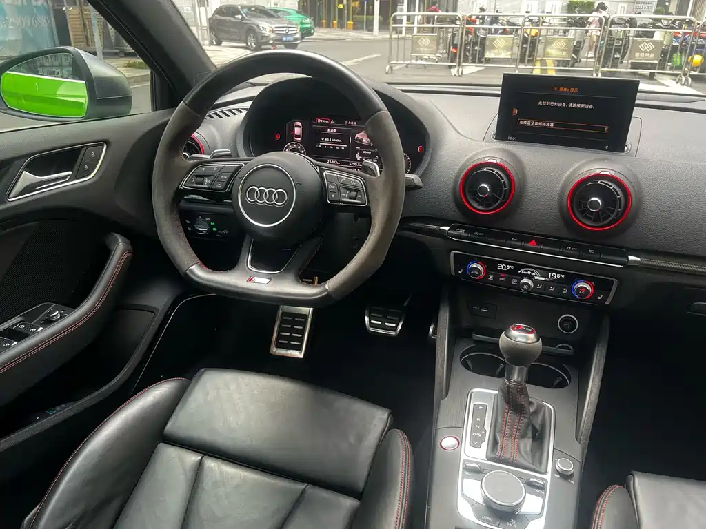 Audi RS 3 2017 RS 3 2.5T Limousine купить на сайте DeffCars