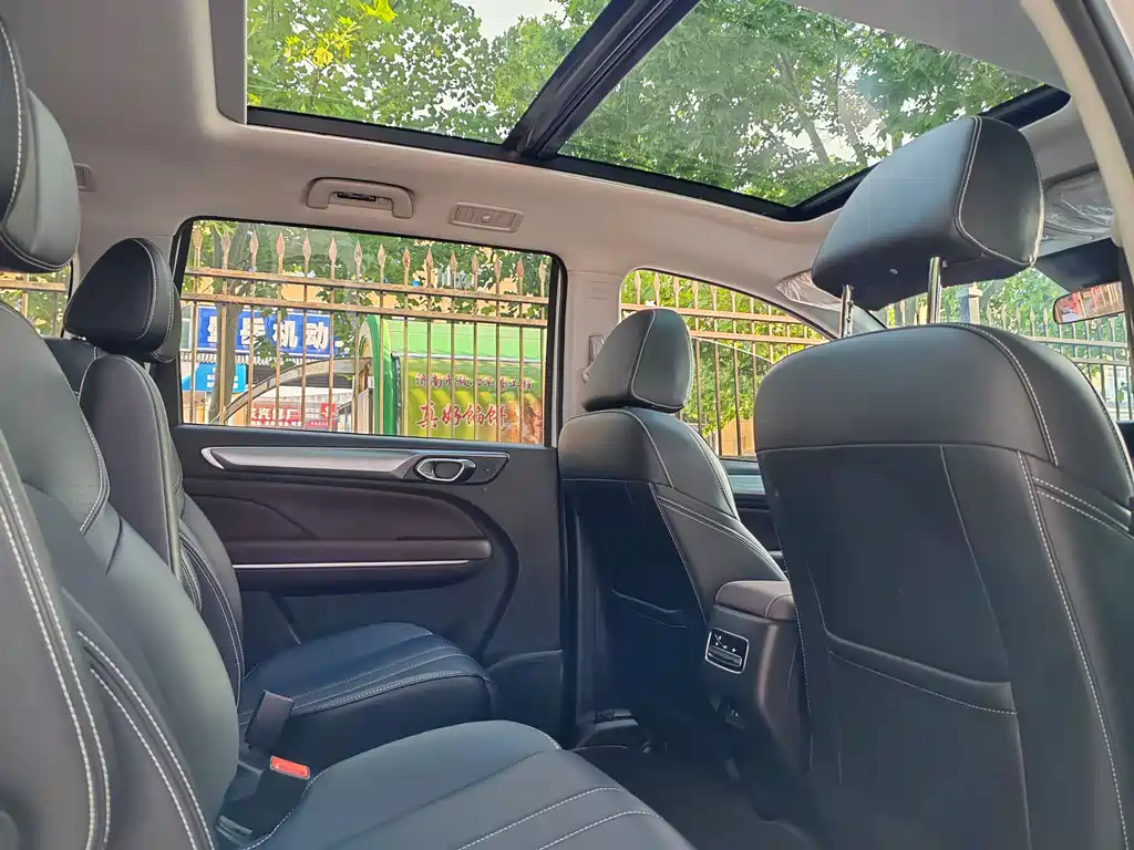 Trumpchi M6 2023 PRO 270T DCT Exclusive Edition купить на сайте DeffCars