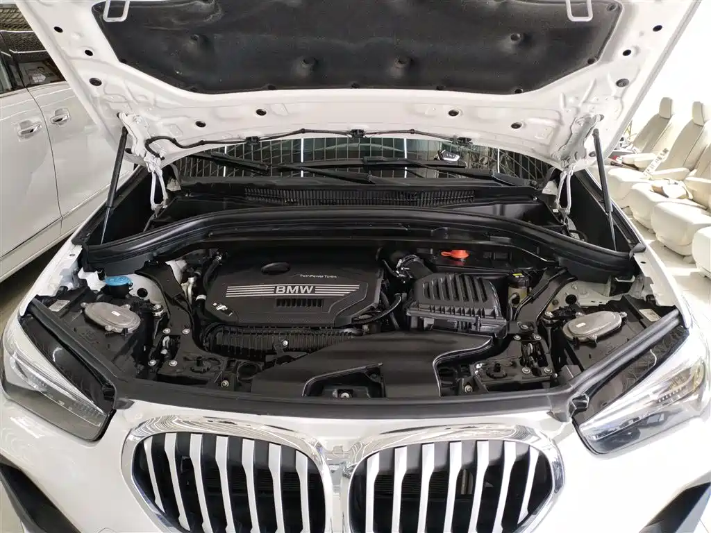 BMW X1 2021 facelift sDrive25Li leading model купить на сайте DeffCars