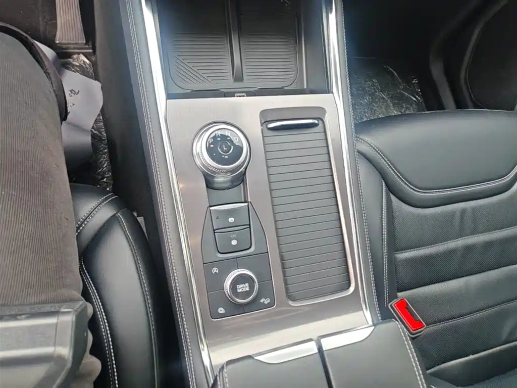 Explorer 2023 EcoBoost 285 four-wheel drive style plus version 7 seats купить на сайте DeffCars