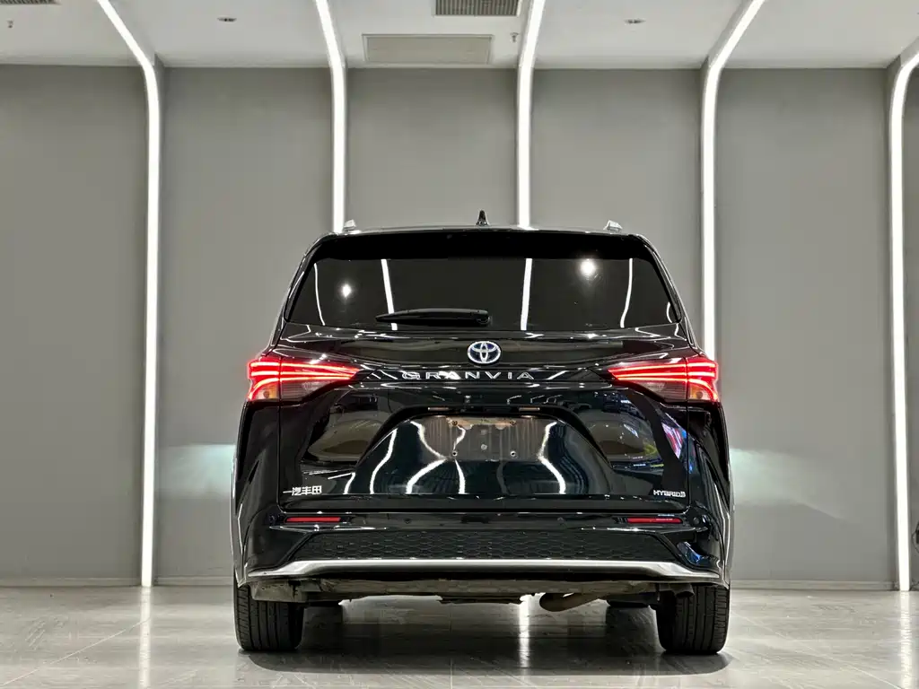 Grevia 2023 2.5L Hybrid Monarch VIP Edition купить на сайте DeffCars