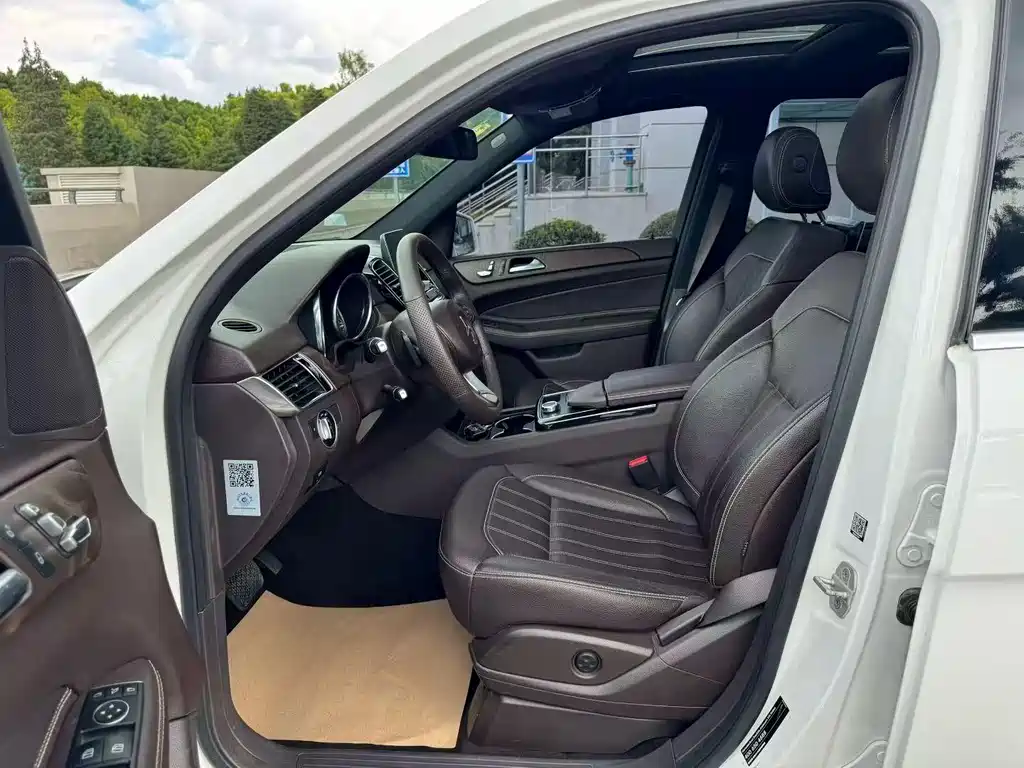 Mercedes-Benz GLE 2016 GLE 320 4MATIC luxury model купить на сайте DeffCars