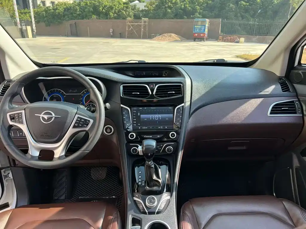 Familia F7 2017 1.5T 7-seater automatic comfort model купить на сайте DeffCars