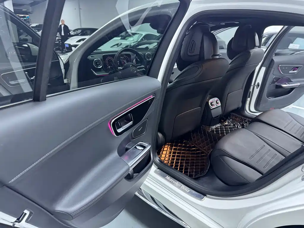 Mercedes-Benz C-Class 2024 C 260 L Sports Edition купить на сайте DeffCars