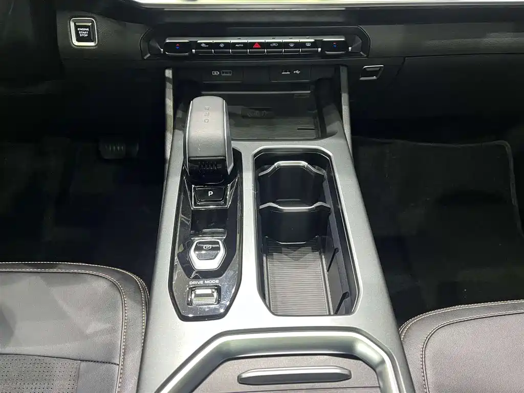 Haoyue L 2025 2.0T DCT exclusive model купить на сайте DeffCars
