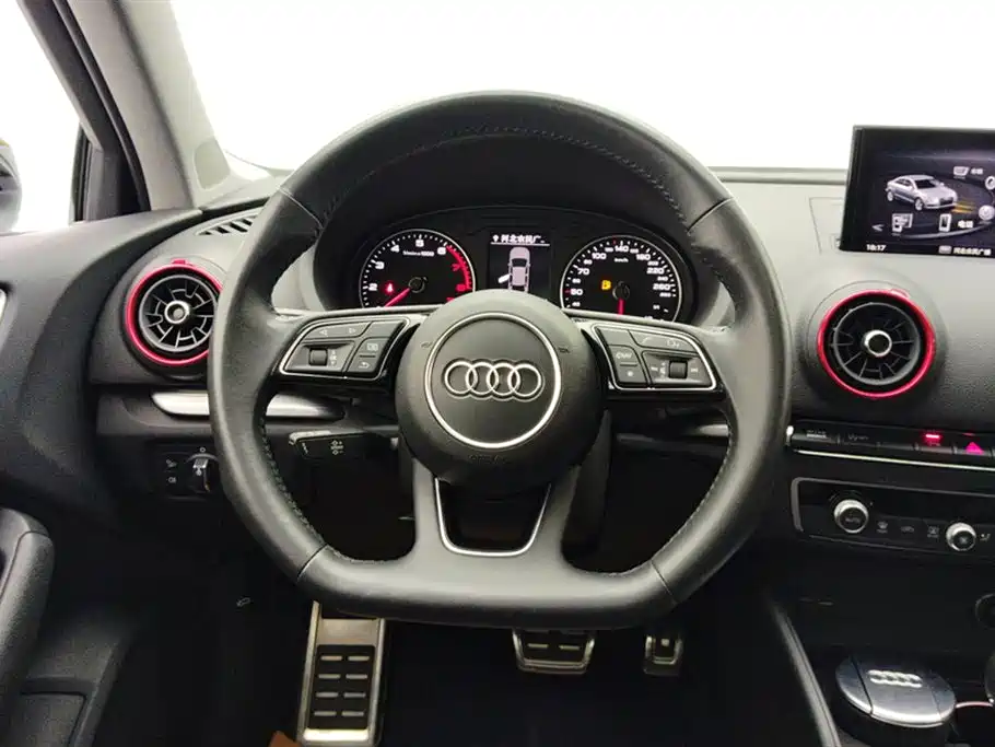 Audi A3 2020 Limousine 35 TFSI Sports National VI купить на сайте DeffCars