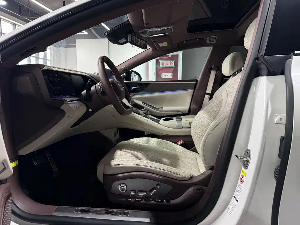 Denza Z9GT 2024 1100 four-wheel drive Ultra version купить на сайте DeffCars