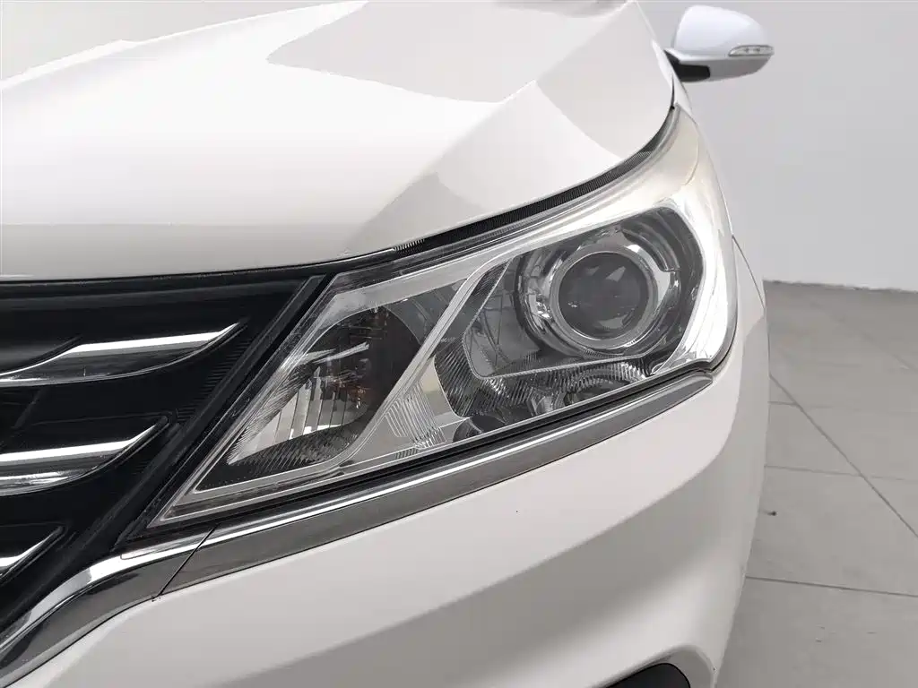 Baojun 310 2016 1.2L manual luxury model купить на сайте DeffCars