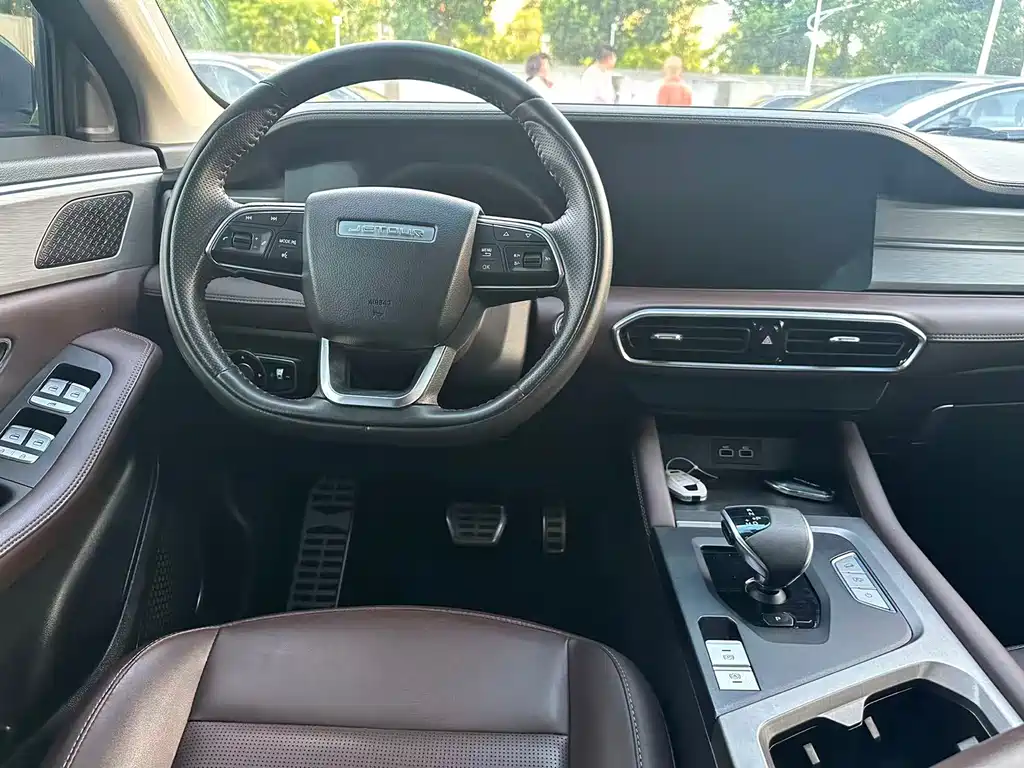 Jietu X90 PLUS 2023 model 1.6TD DCT villa 7 seats купить на сайте DeffCars