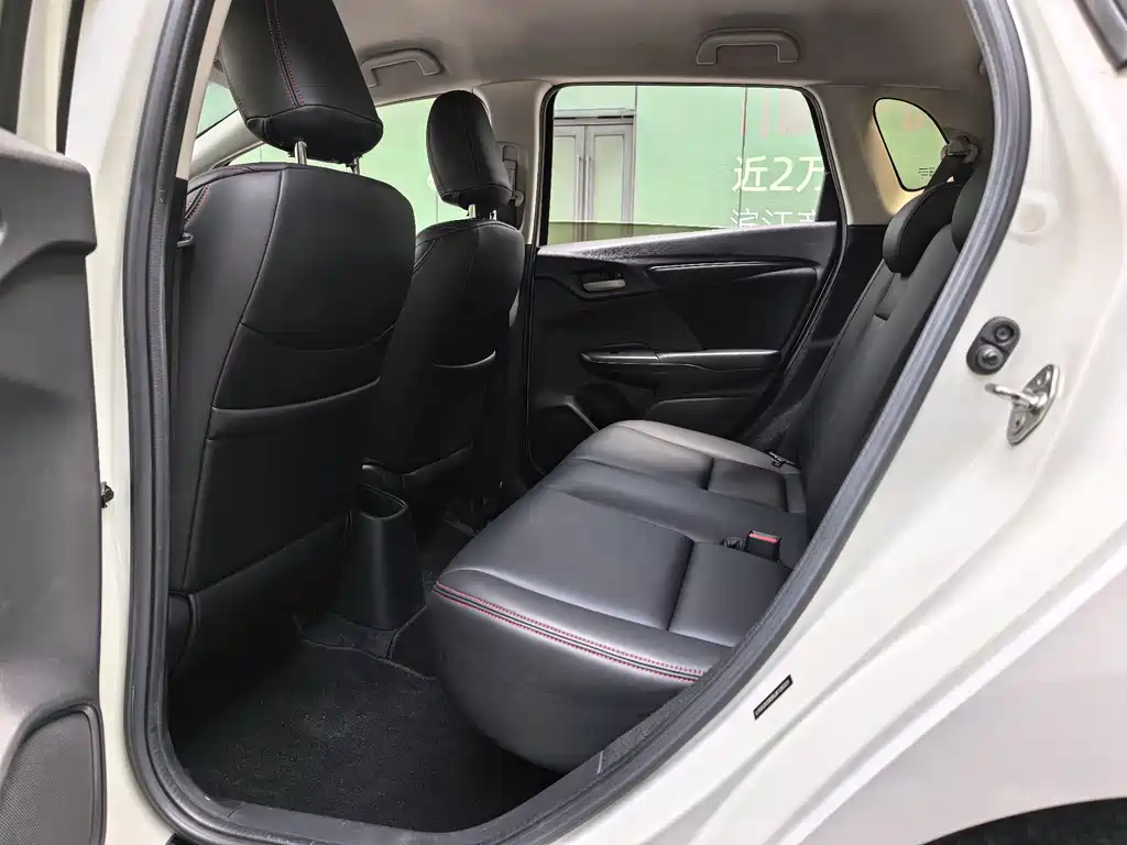 Fit 2018 1.5L CVT Comfort Edition купить на сайте DeffCars