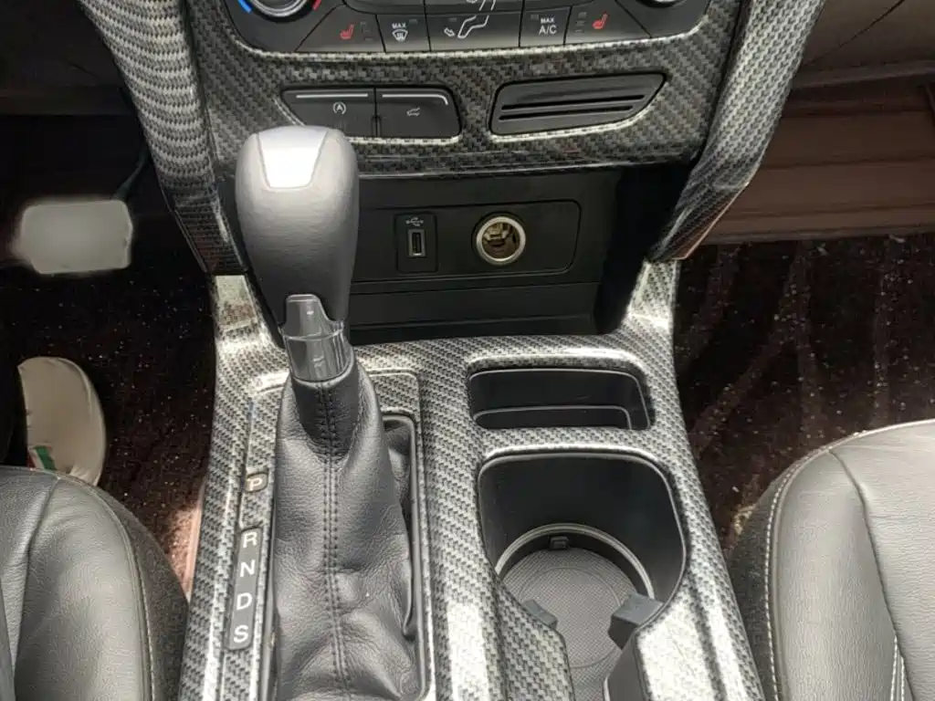 Kuga 2017款 EcoBoost 245 四驱豪翼型 купить на сайте DeffCars