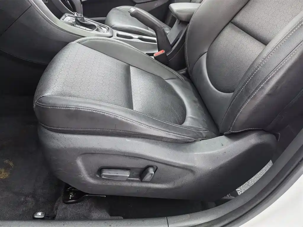 Beijing Hyundai ix35 2018 2.0L automatic two-wheel drive Zhiyong·Enjoy Edition купить на сайте DeffCars