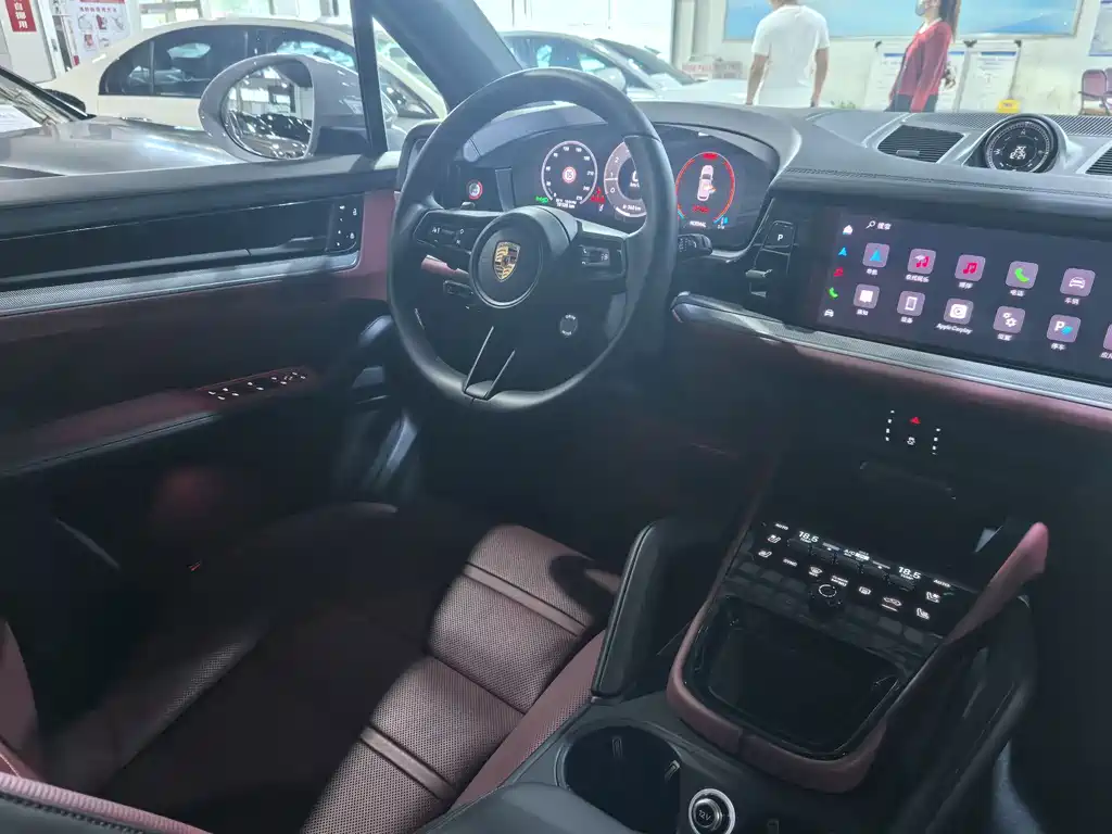 Cayenne 2025 Cayenne 3.0T купить на сайте DeffCars