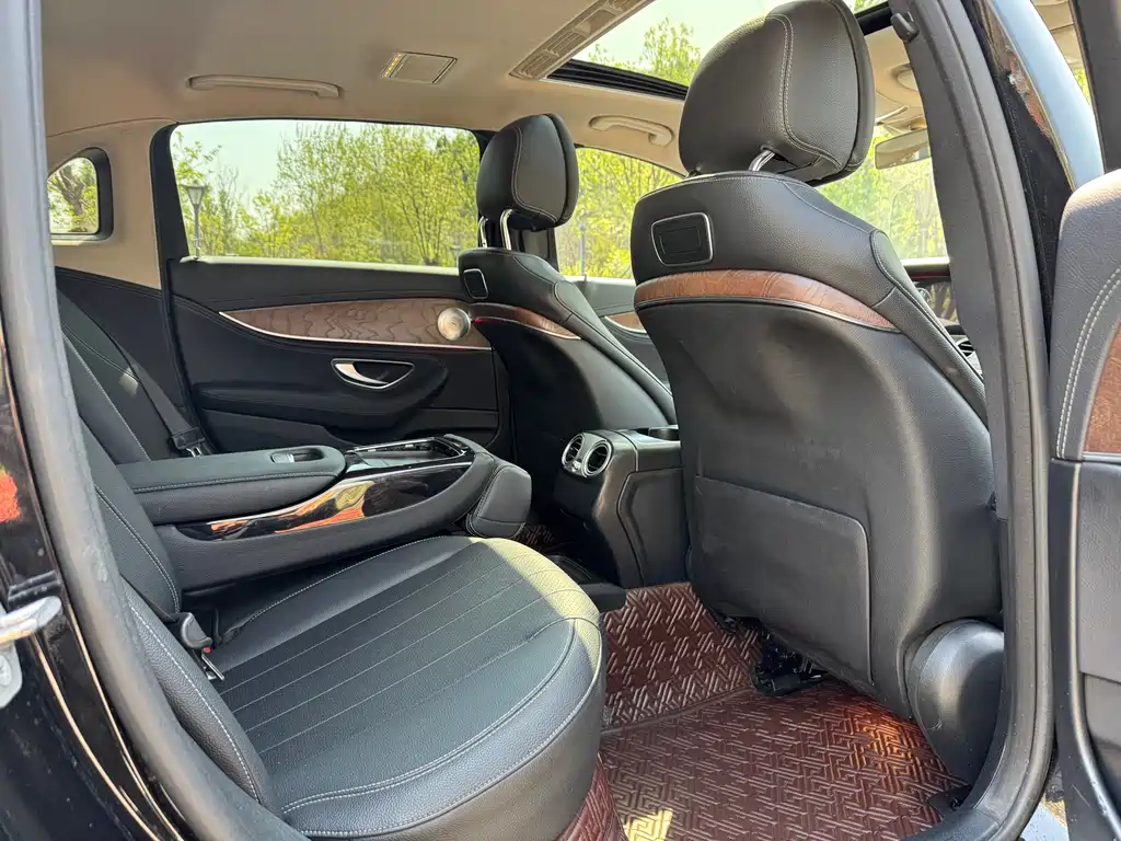 Mercedes-Benz E-Class 2016 E 300 L Fashion Model купить на сайте DeffCars