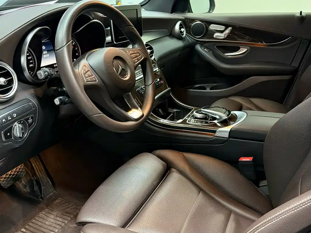 Mercedes-Benz GLC 2019 GLC 260 L 4MATIC luxury model купить на сайте DeffCars