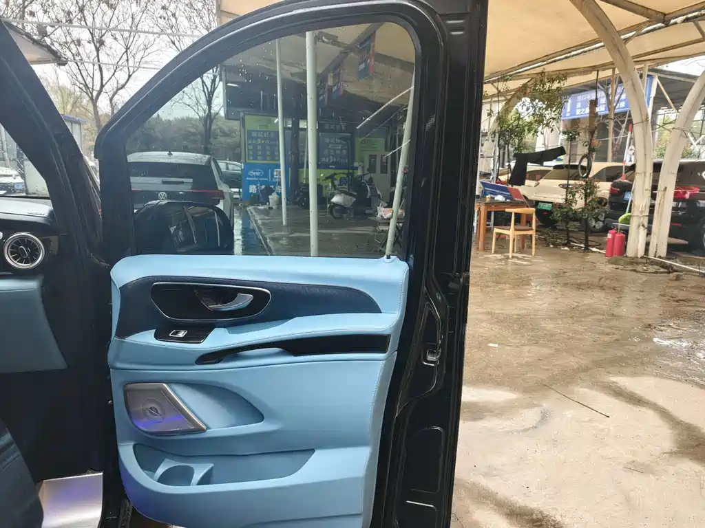 Vito 2021 2.0T Business Edition 7 seats купить на сайте DeffCars