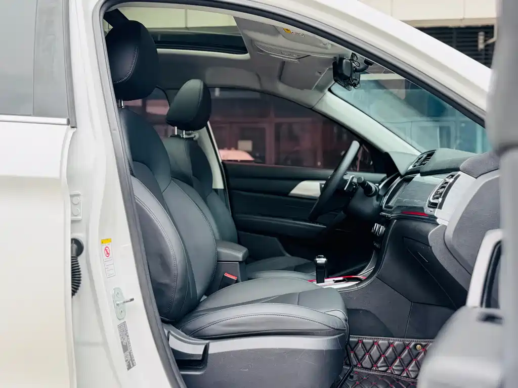Haval H2 2018 Creative Edition Blue Label 1.5T dual-clutch two-wheel drive fashion model купить на сайте DeffCars