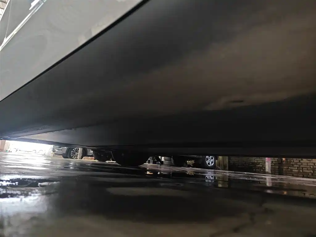 Model Y 2024 rear-wheel drive version купить на сайте DeffCars