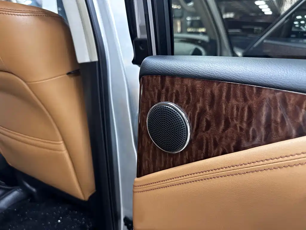 Patrol 2018 4.0L Platinum model купить на сайте DeffCars