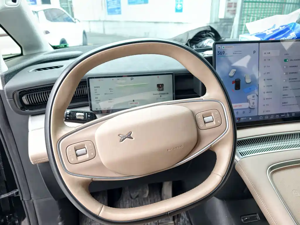 Xpeng X9 2024 model 702 super long battery life Max купить на сайте DeffCars