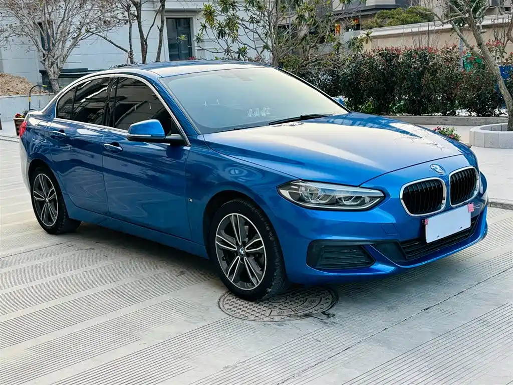 BMW 1 Series 2020 120i Fashion купить на сайте DeffCars