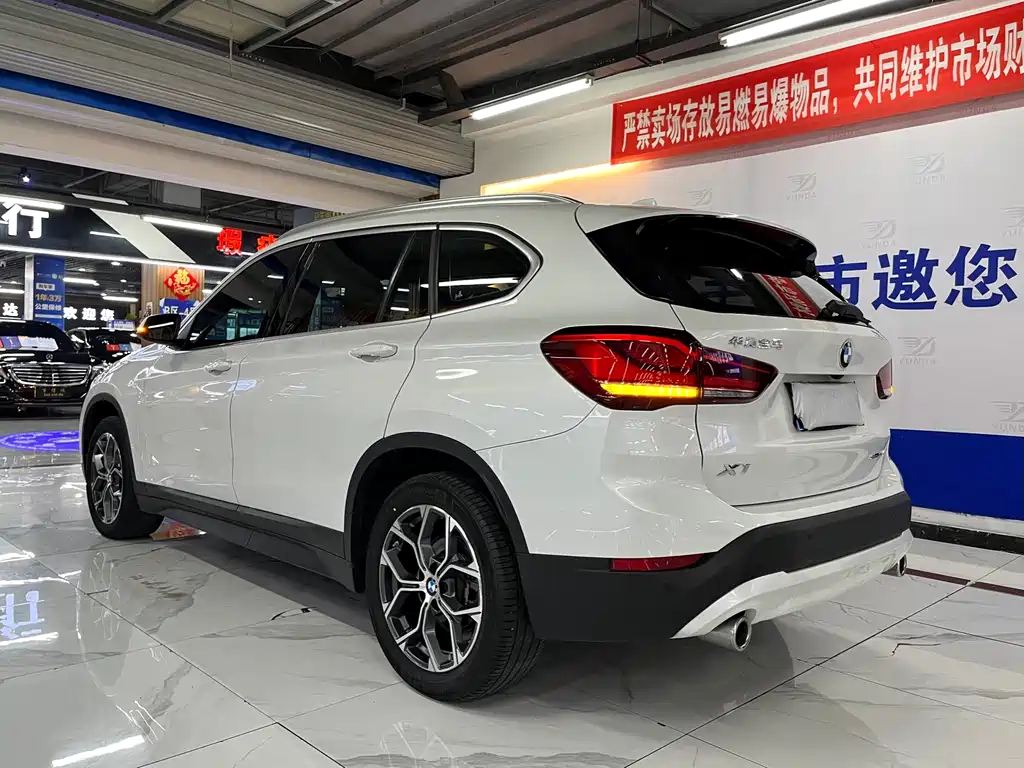 BMW X1 2021 sDrive25Li Leading Model купить на сайте DeffCars