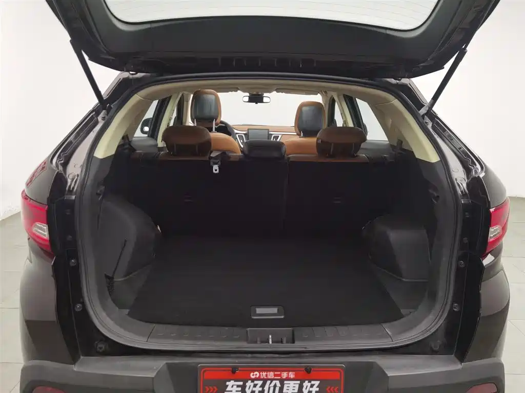 Southeast DX7 2016 1.5T Manual Triumph Edition купить на сайте DeffCars