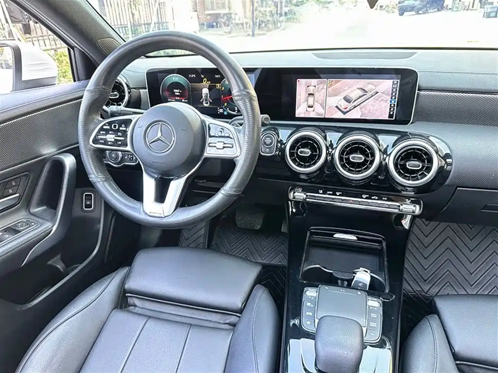 Mercedes-Benz A-Class 2020 Model Two A 180 L Sports Sedan купить на сайте DeffCars