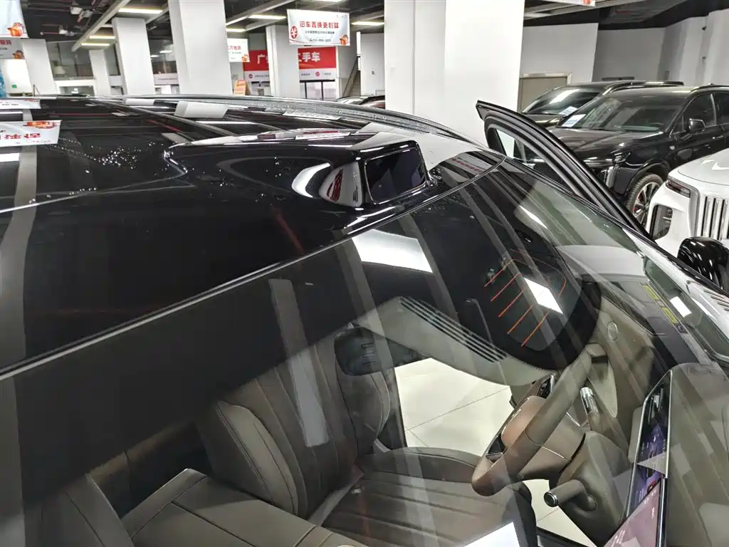 Wenjie M7 2026 extended range Ultra four-wheel drive version 5 seats купить на сайте DeffCars