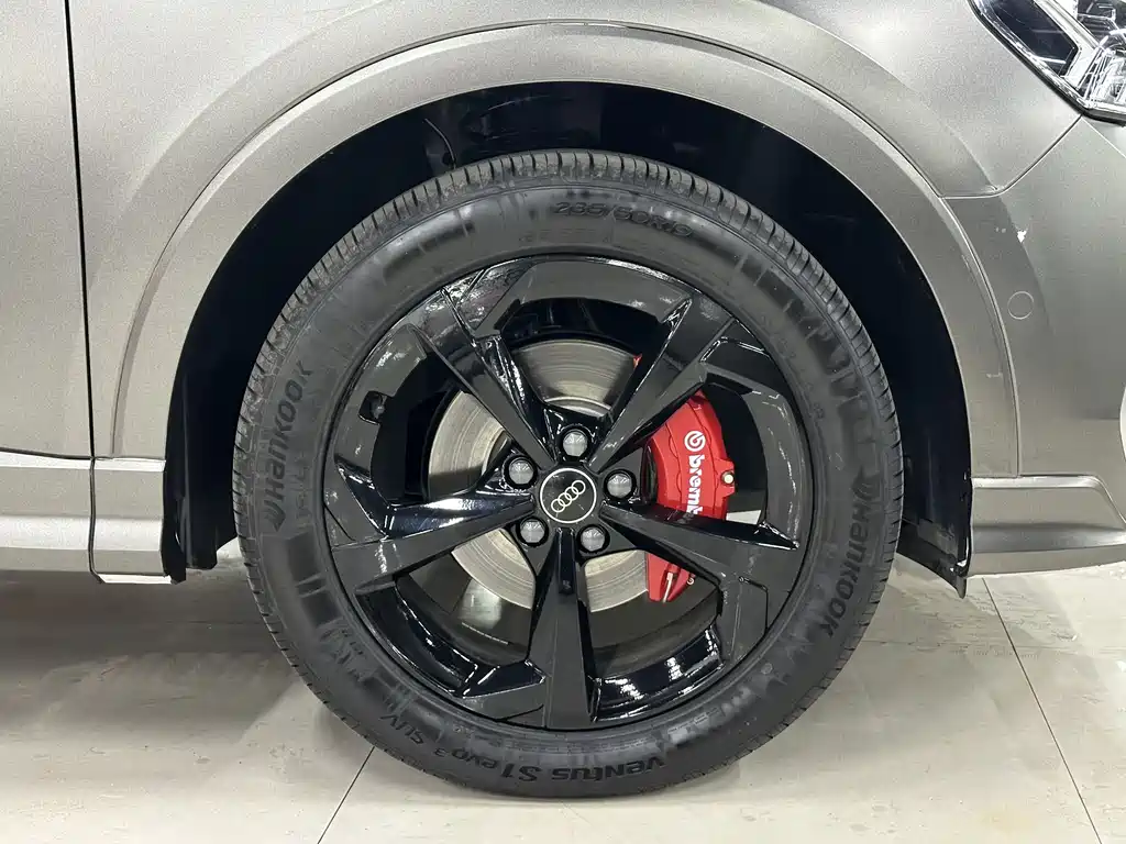 Audi Q3 2025 quattro 45th anniversary collector's edition 35TFSI fashionable and dynamic купить на сайте DeffCars