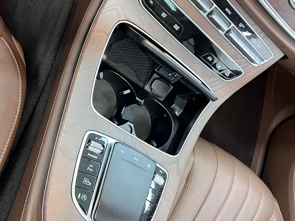 Mercedes-Benz E-Class 2021 E 300 L Premium Model купить на сайте DeffCars