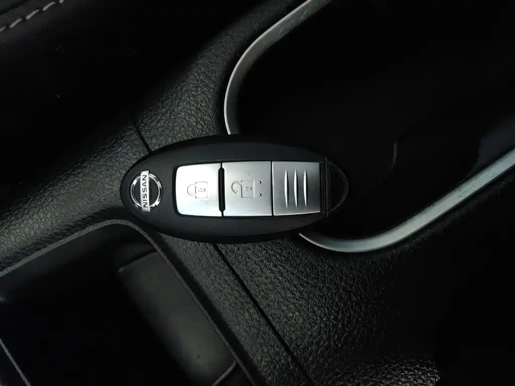 Tiida 2019 1.6L CVT Smart Travel Edition National VI купить на сайте DeffCars