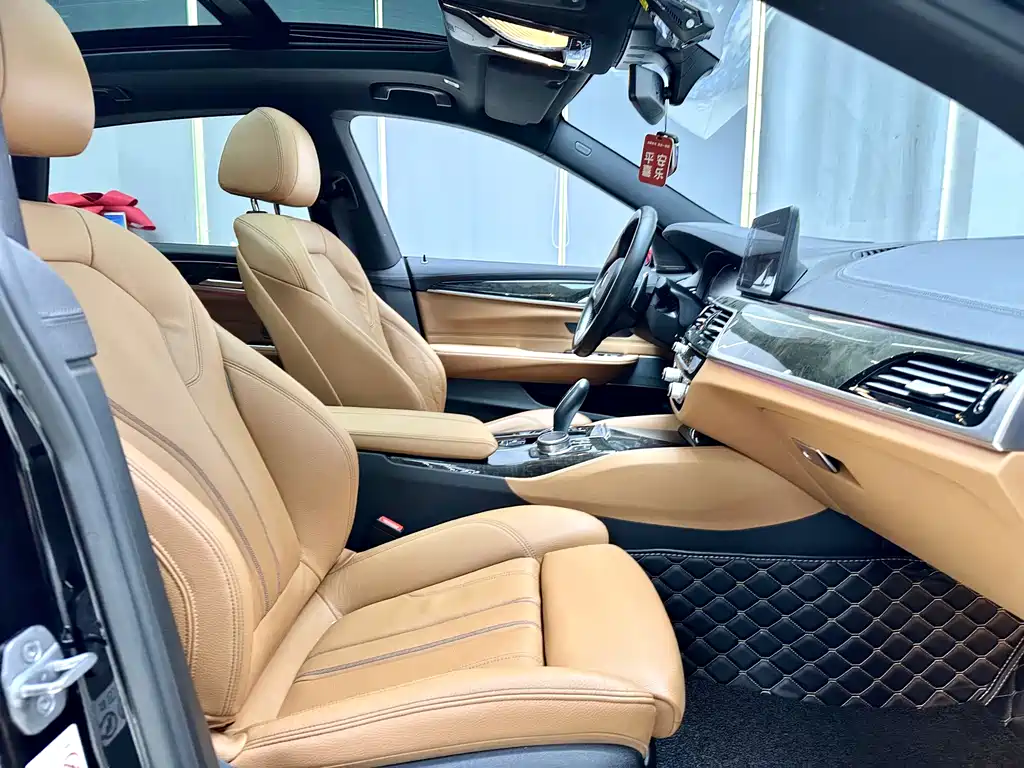 BMW 6 Series GT 2022 630i M Sports Package купить на сайте DeffCars