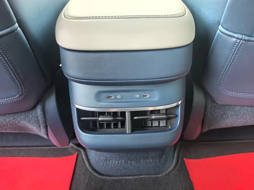 Jikrypton 007 2024 four-wheel drive smart driving version 75kWh купить на сайте DeffCars