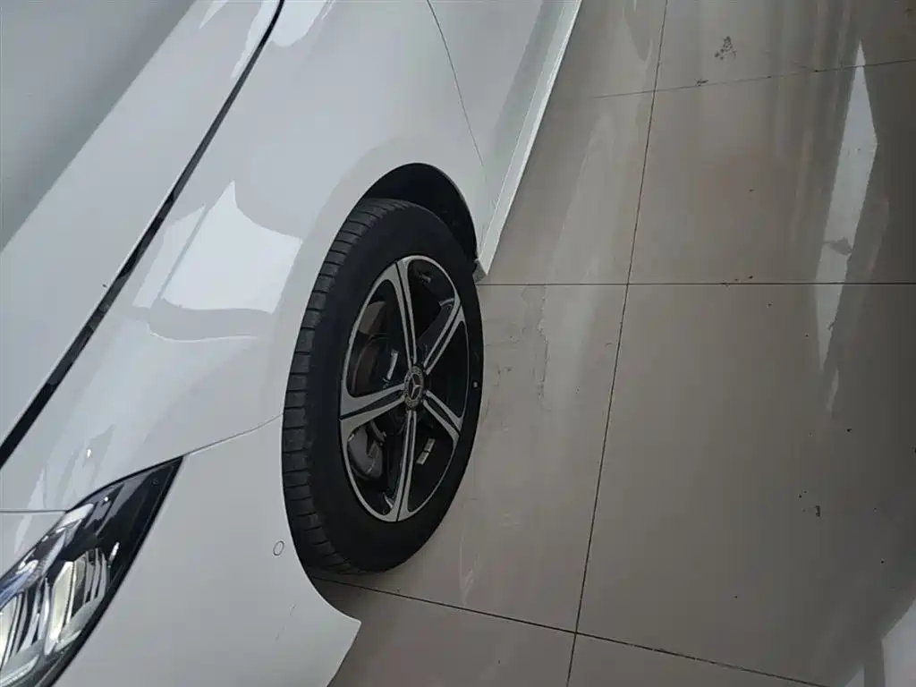 Mercedes-Benz A-Class 2024 facelift A 200 L fashionable model купить на сайте DeffCars