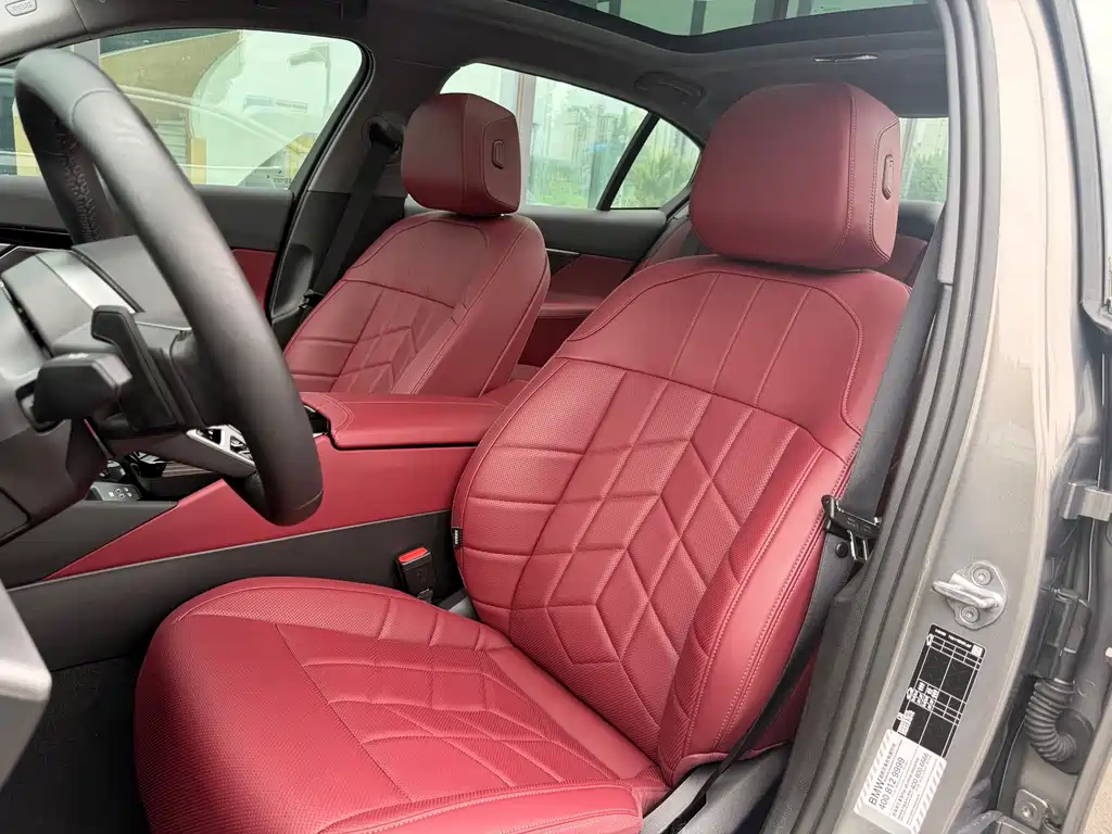 BMW 5 Series 2024 525Li M Sports Package купить на сайте DeffCars
