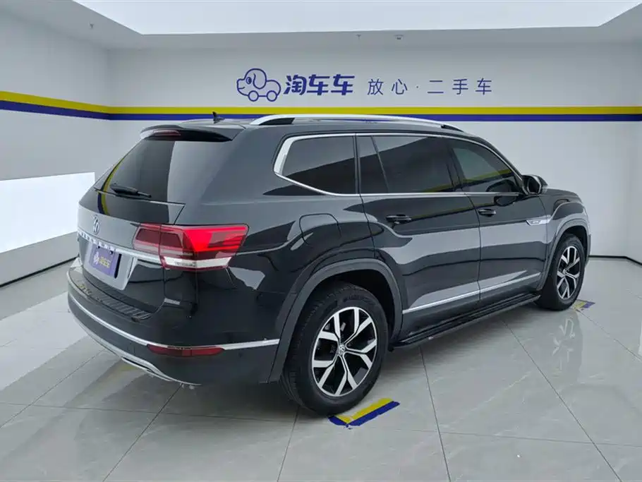 Touron 2020 330TSI 2WD Deluxe Edition National VI купить на сайте DeffCars