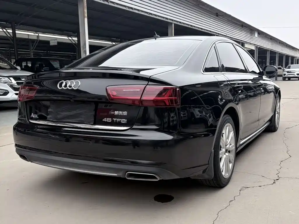 Audi A6L 2018 30th Anniversary Model TFSI Enterprising купить на сайте DeffCars