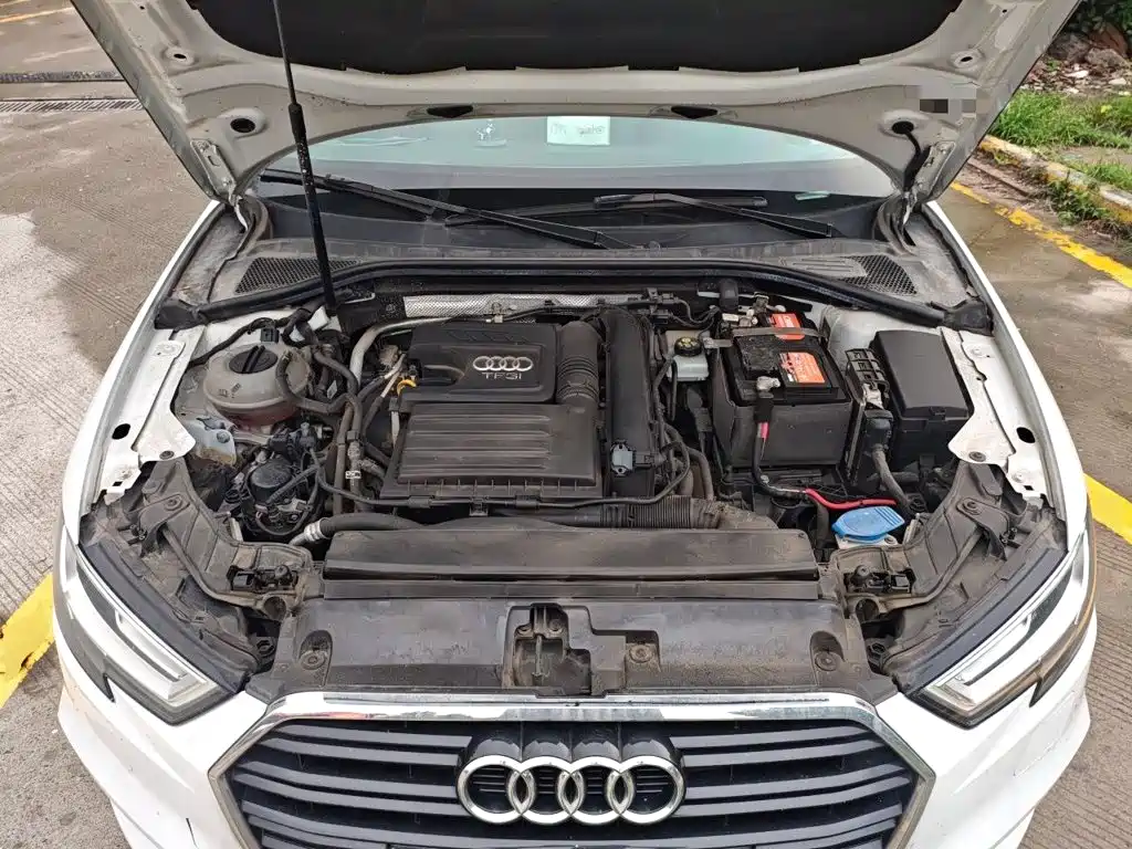 Audi A3 2019 Sportback 35 TFSI Fashion Type National VI купить на сайте DeffCars