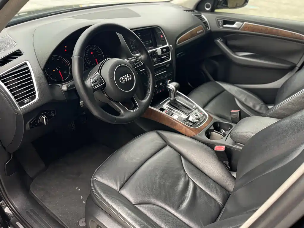 Audi Q5 2013 40 TFSI comfort type купить на сайте DeffCars