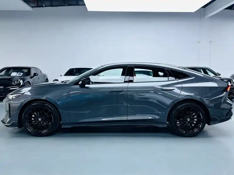 Changan UNI-V 2024 1.5T noble sports model купить на сайте DeffCars