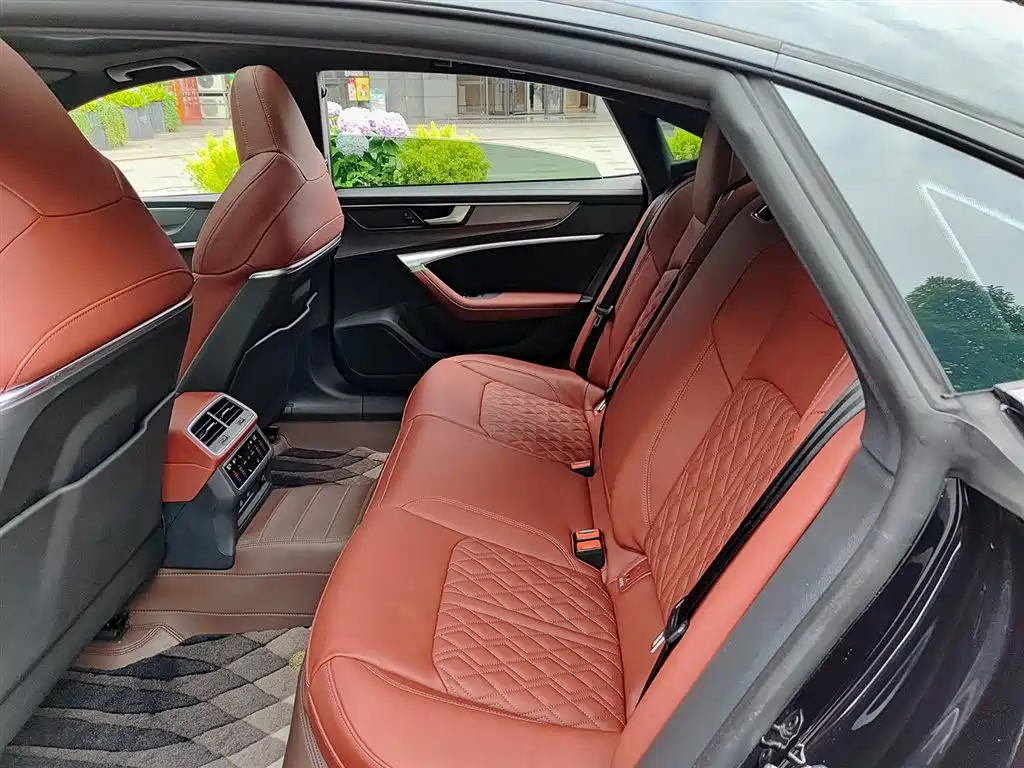 Audi A7L 2024 45 TFSI quattro Black Warrior Edition купить на сайте DeffCars
