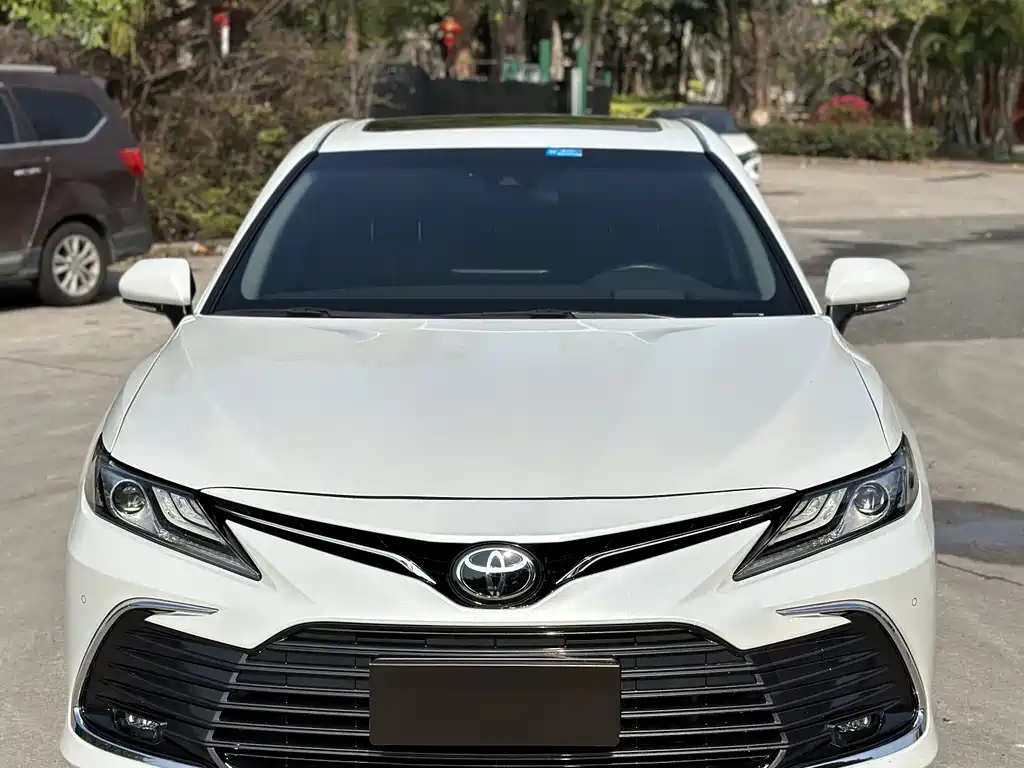 Camry 2023 2.0G Deluxe Edition купить на сайте DeffCars