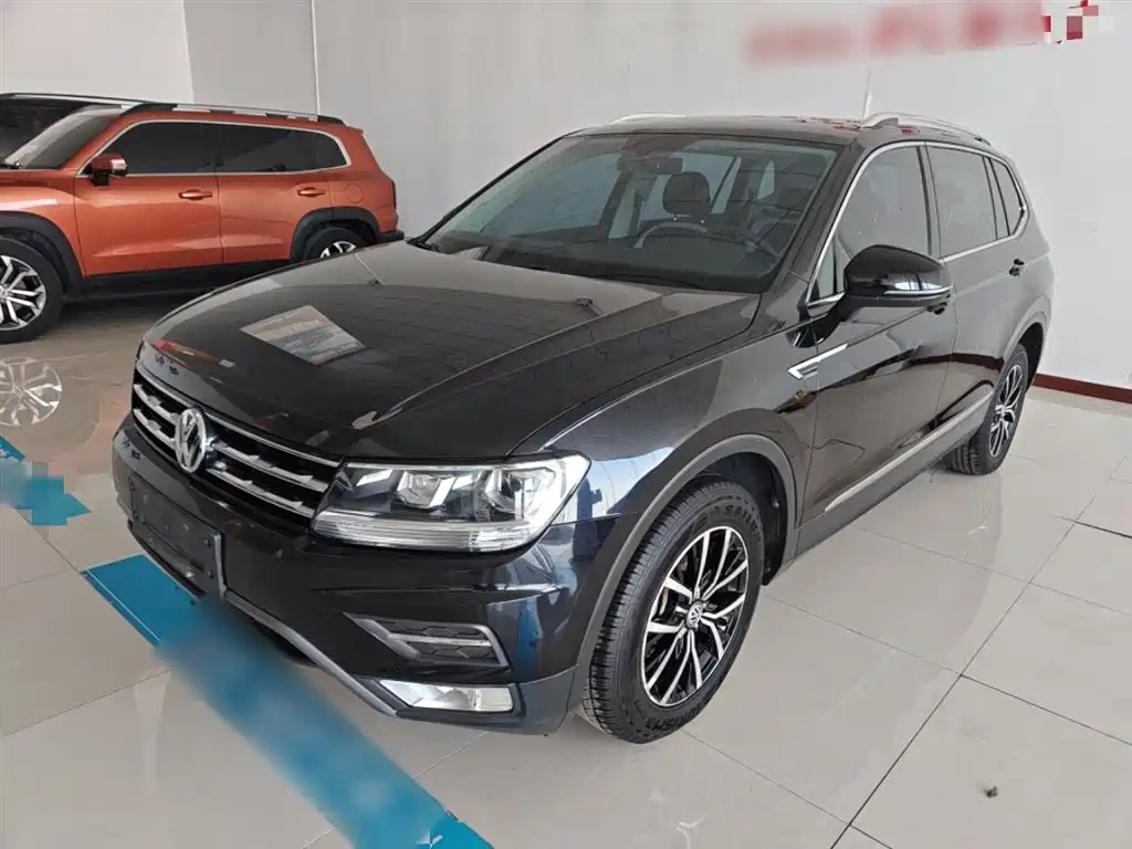 Tiguan L 2018 facelift 330TSI automatic two-wheel drive luxury version купить на сайте DeffCars