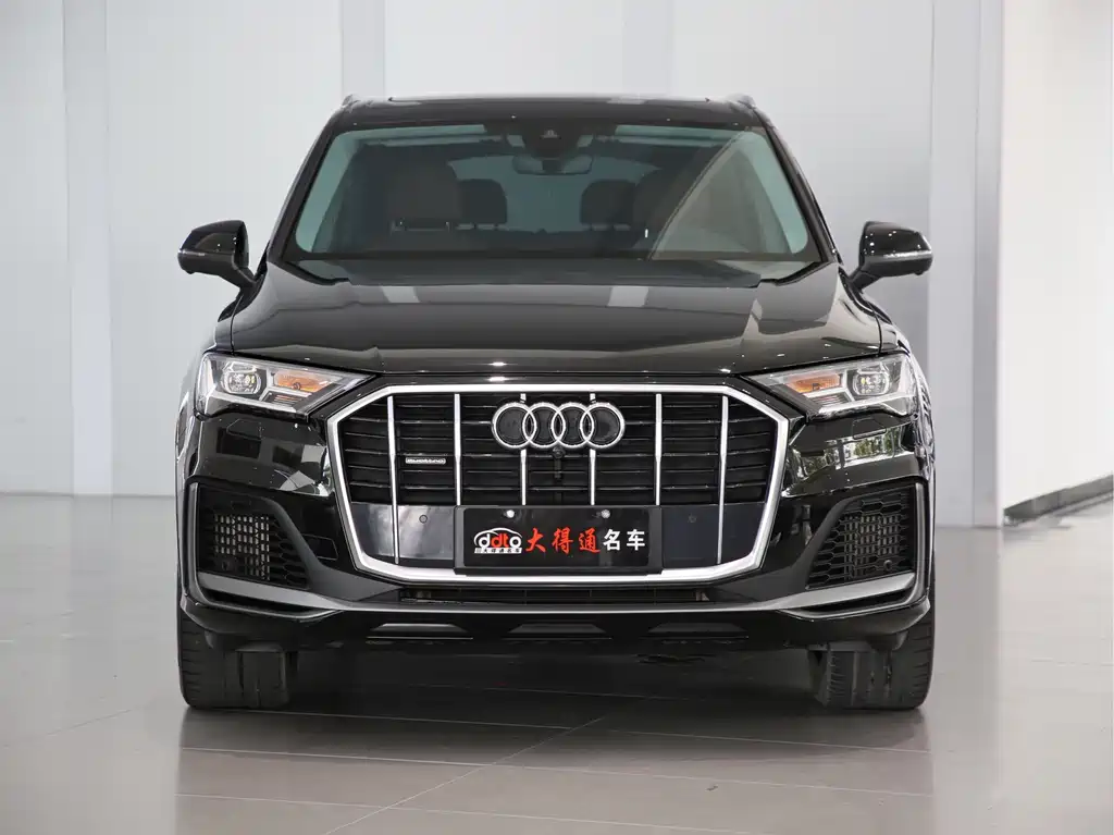 Audi Q7 2022 55 TFSI quattro S line sports купить на сайте DeffCars
