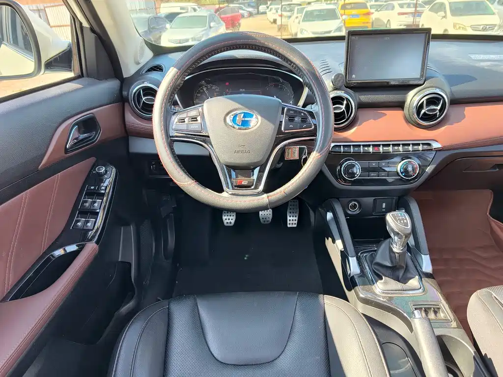 BAIC Changhe Q35 2018 1.5L manual smart version купить на сайте DeffCars