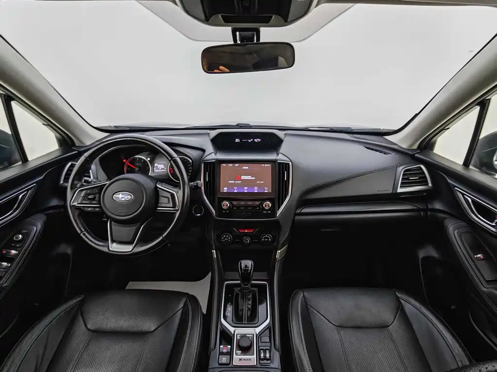 Forester 2019 2.0i Deluxe Edition купить на сайте DeffCars