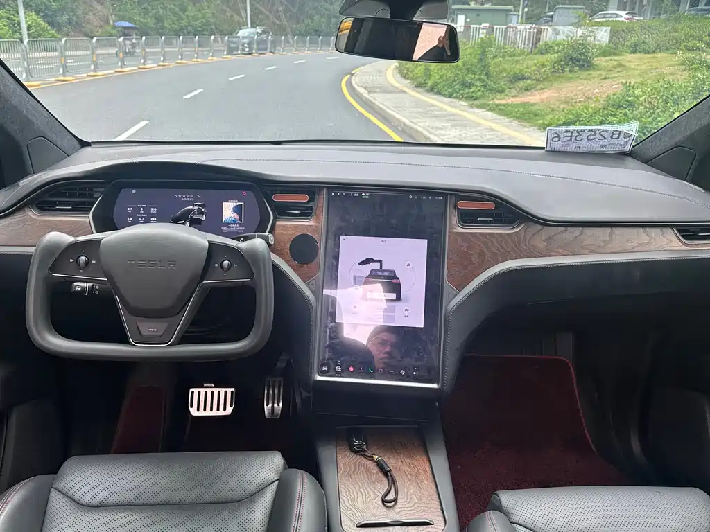 Model X 2017 Model X 100D Long Range Edition купить на сайте DeffCars